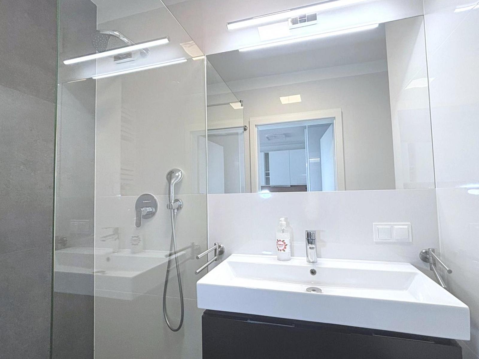 Sun Towers - Apartamenty Bryza - Apartamenty Z Parkingiem Świnoujście  Eksteriør billede